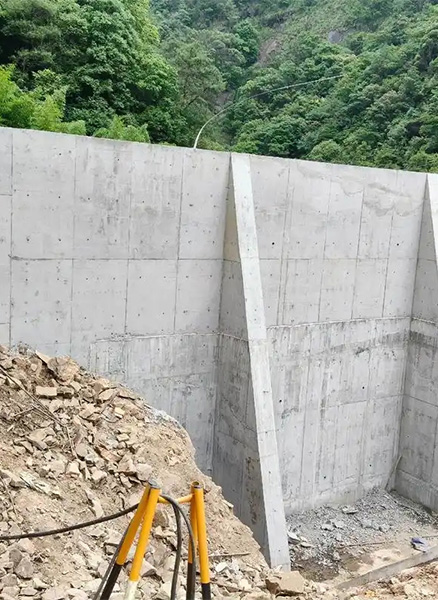 邢台宁晋县重力式挡土墙